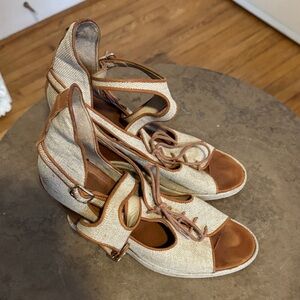 Stylish Tan and Brown Women's Sandals